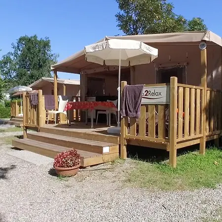 Italia Lido 2* 카스텔레토소프라티시노